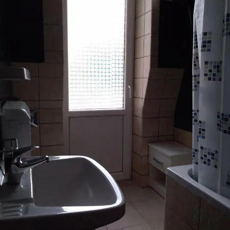 Giardino Apartment *